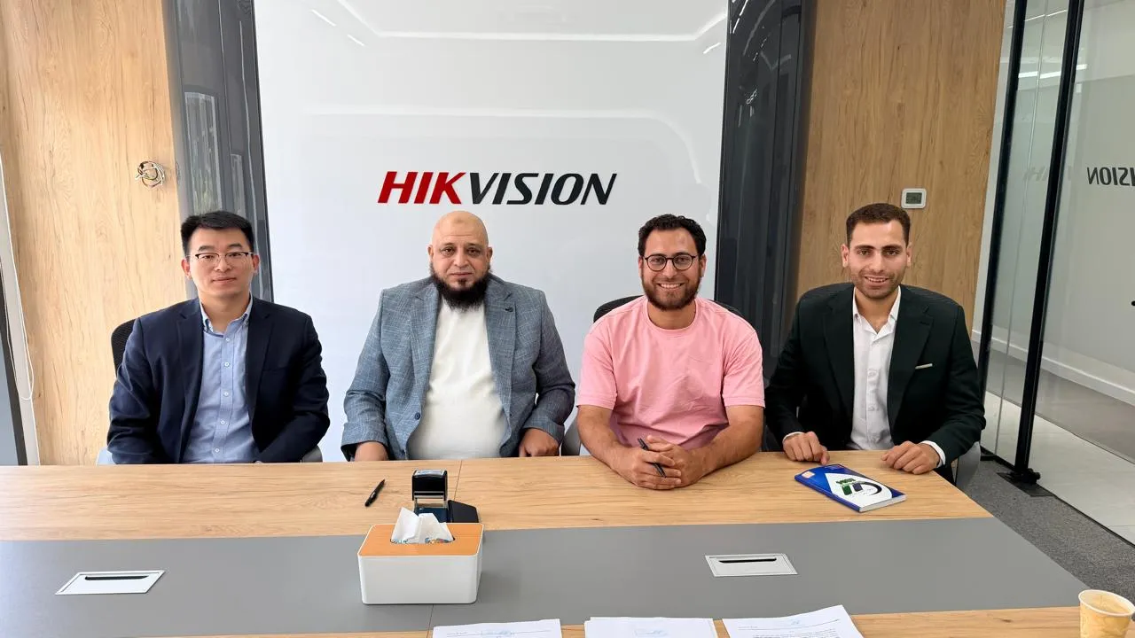 WAN Signs Strategic Partnership with Hikvision to Deliver Smart Education Solutions in Egypt